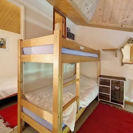 דירה Fonctionnel Aux Menuires, Proche Des Pistes Avec Balcon Et Garage - Fr-1-344-1064 *